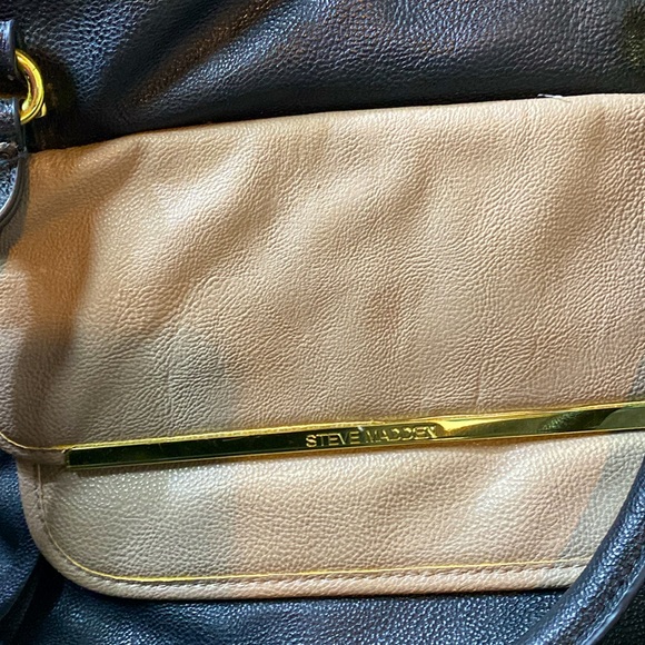 Steve Madden Big Shoulder Hand Held Hobo Purse For Travel Or Everyday - Picture 2 of 14